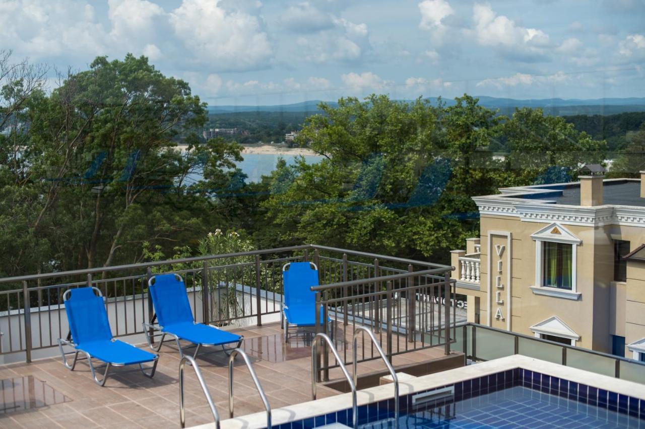 Cinema Hotel Primorsko Esterno foto