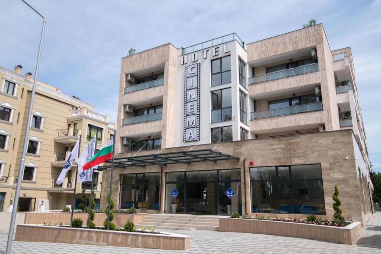 Cinema Hotel Primorsko Esterno foto